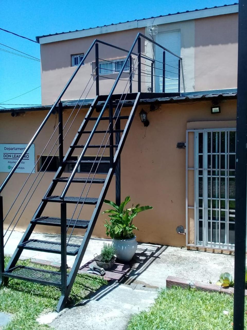 Don Leandro Apartment *